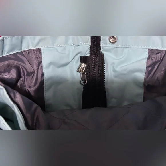 090 Free Country | EUC Women’s Hooded Water-Resistant Jacket (size 2XL) - Picture 13 of 16